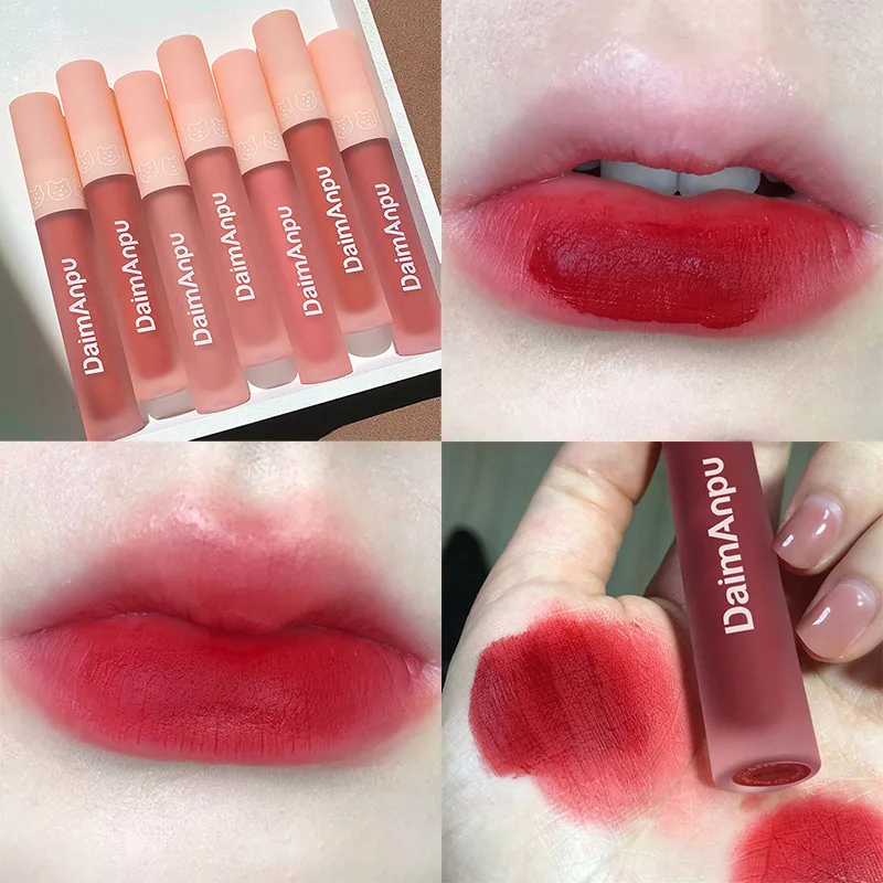 

New Year Popular Pink Bear Sponge Powder Sagiri Lip Gloss Makeup Sweet Female Student Lipstick Lip Gloss Cosmetic