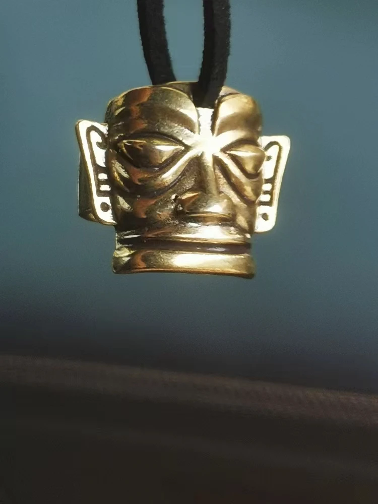

2022 Car Accessories Sanxingdui Blessing God Car Rearview Mirror to Hang Brass Restor Ancient WaysThe Tatue of Pendan
