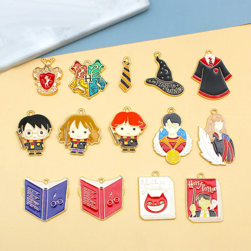 

10pcs/lot Cartoon Magic Academy Magic Book School Uniform Badge Charms Pendant DIY Necklace Keychain Accessories Jewelry Making