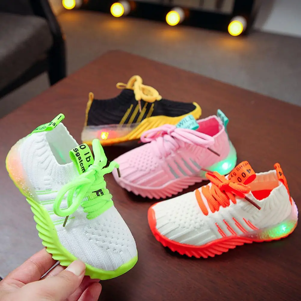 

1 Pair Of Boys Girls Shoes Breathable Mesh Knitted Surface Comfortable Soft Bottom Elastic Candy Color Led Lights Luminous Shoes