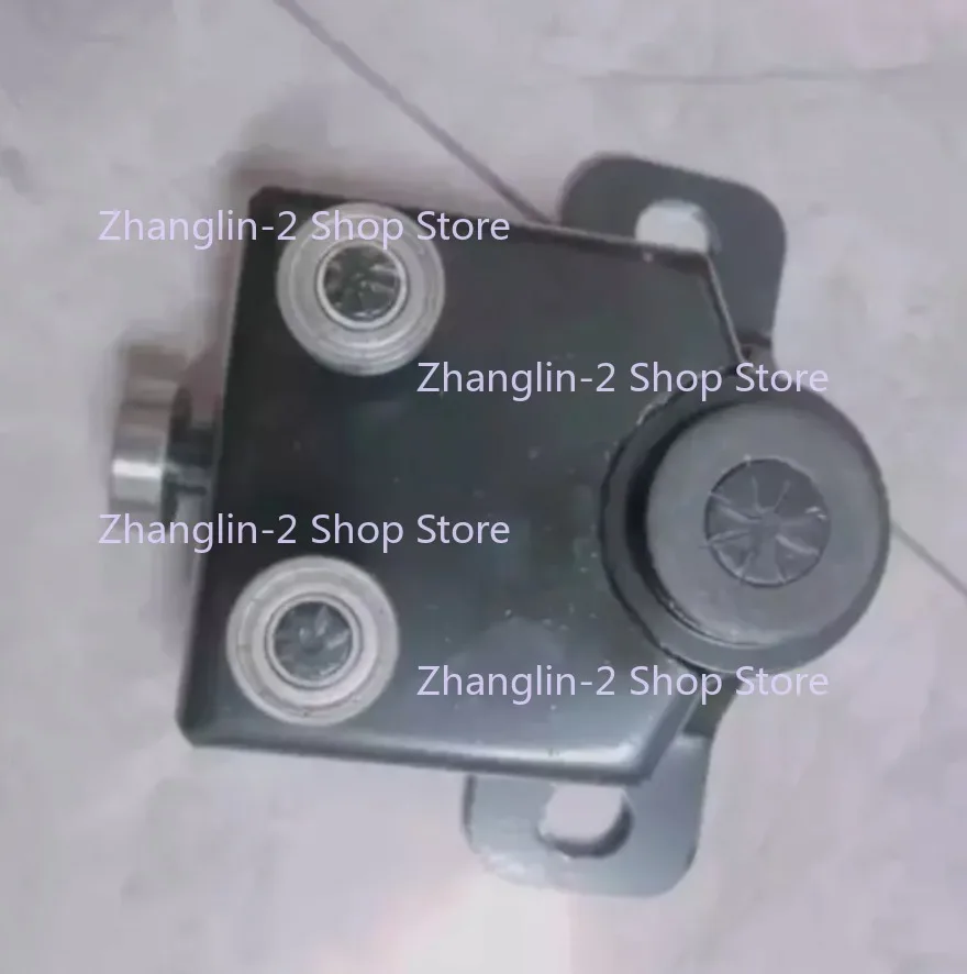 Для Komatsu PC75/78/128/138/228 PC78US-6 подшипник замка двери кабины гусеничный шкив 1 компл.