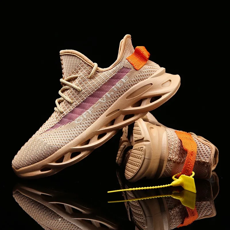 Fashion Reflective Knit Running Shoes Men Women Breathable Men's Blade Sneakers Lightweight Women's Sports Shoes Plus Size 36-46