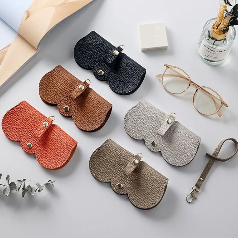 

1Pc Retro Leather Handmade Glasses Pouch Sunglasses Glasses Case Portable Myopia Frame Case Protective Cover For Eyeglasses