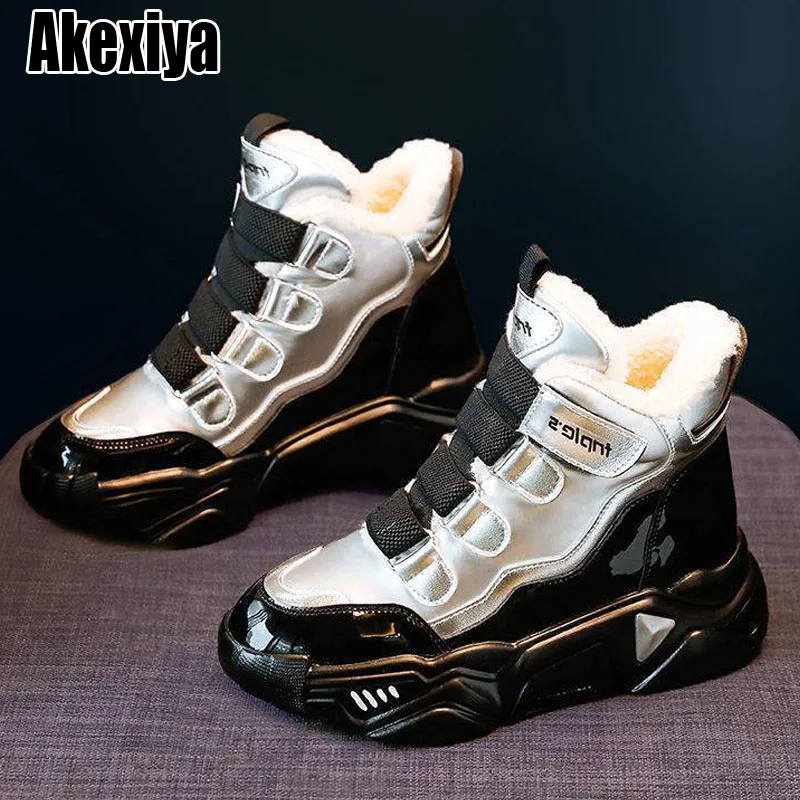 

Snow Boots Woman Female Waterproof Plataform Booties Platform Warm Sneakers Ankle Martin Inter Shoes for Women Chunky Padded