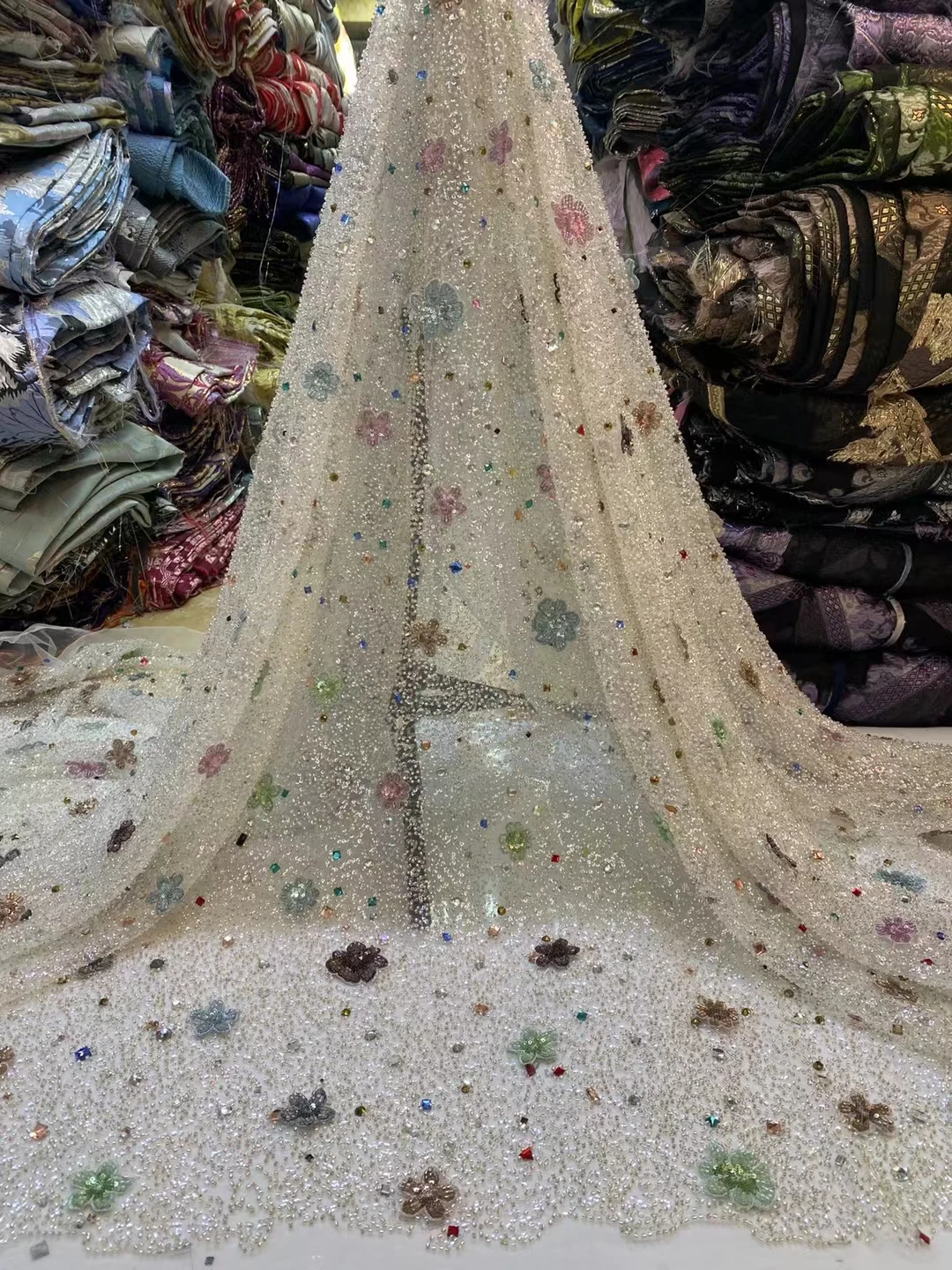 Рисунок 2 - 2024 Роскошная элегантная африканская