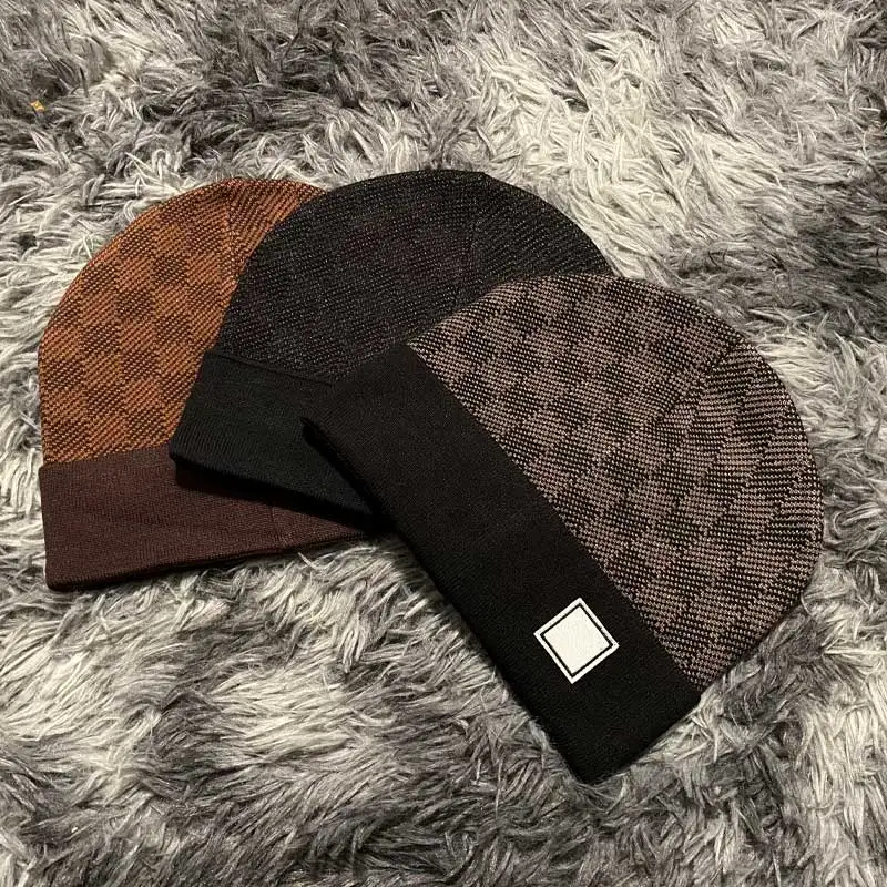 

2022 New Plaid Women's Knitted Hats Winter Unisex Outdoor Street Headwear Warm Ski Hat Fashion Men Keep Warm Ski Cap Beanies