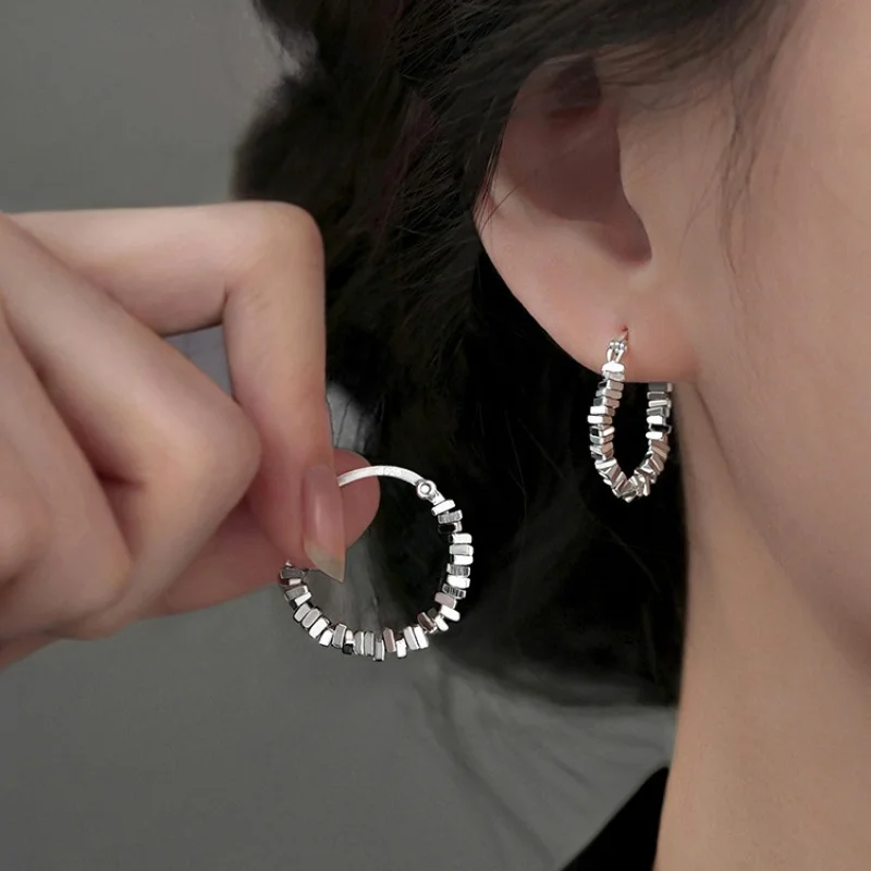 s925Серебряные новые маленькие кусочки серебра особый интересный дизайн серьги