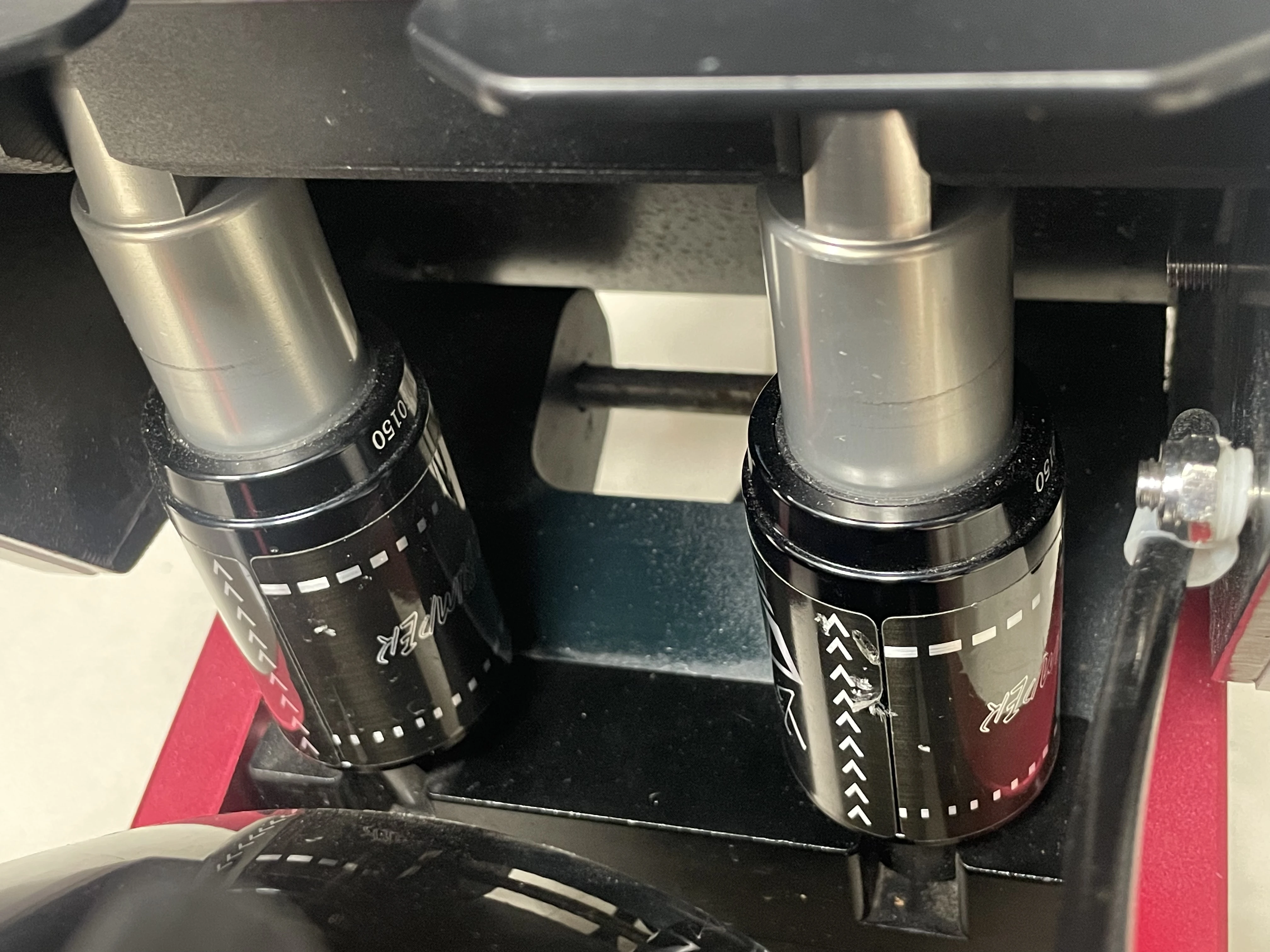 Усовершенствованный задний гидравлический амортизатор Molo 5 150 мм амортизирующий