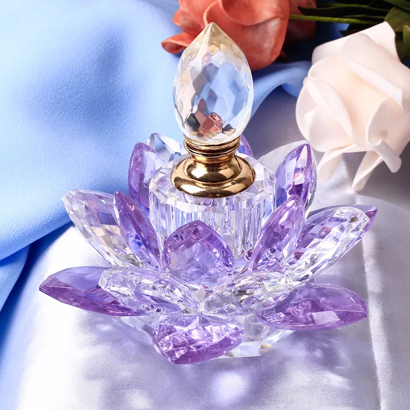

5ml Crystal Lotus Spray Atomizer Parfume Refillable Bottle Container Wholesale Travel Essentials Perfume Refill Bottles