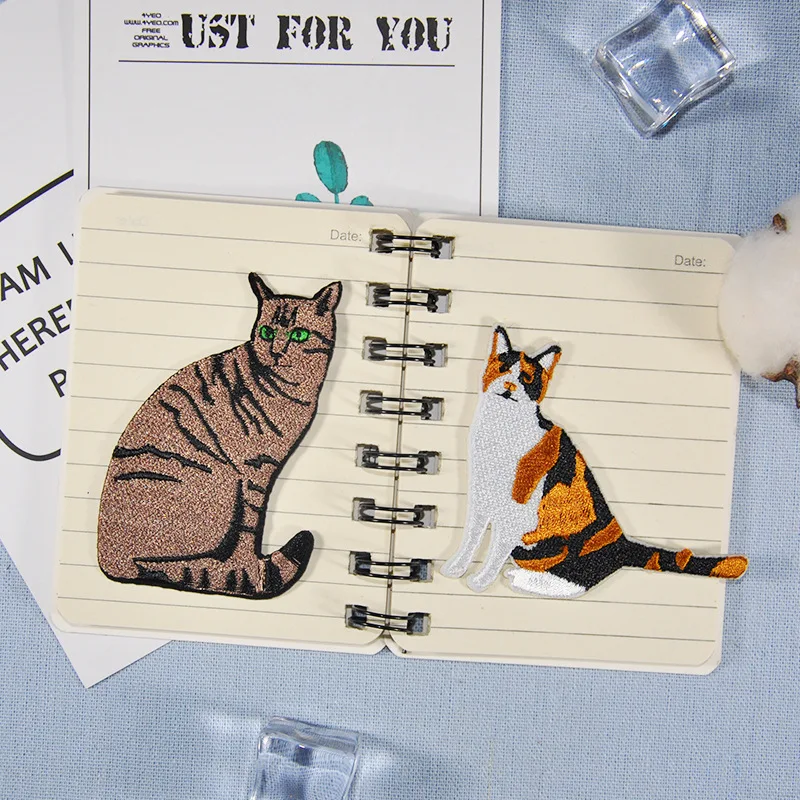 

Animal Embroidery Patches on Cloths Pet Cat Dog Cartoon Badges DIY Sticker Iron-on Patch Appliques for Clothing Anime Patches