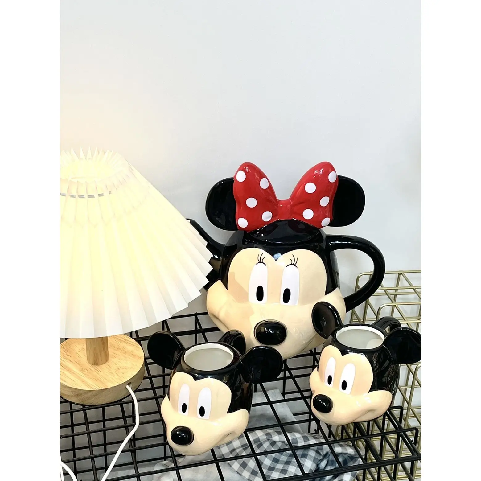 Minnie Mouse Tea Set