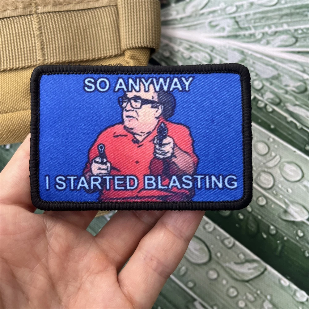 Так что во всяком случае я начал напечатать блестящие патчи фотообои и петли