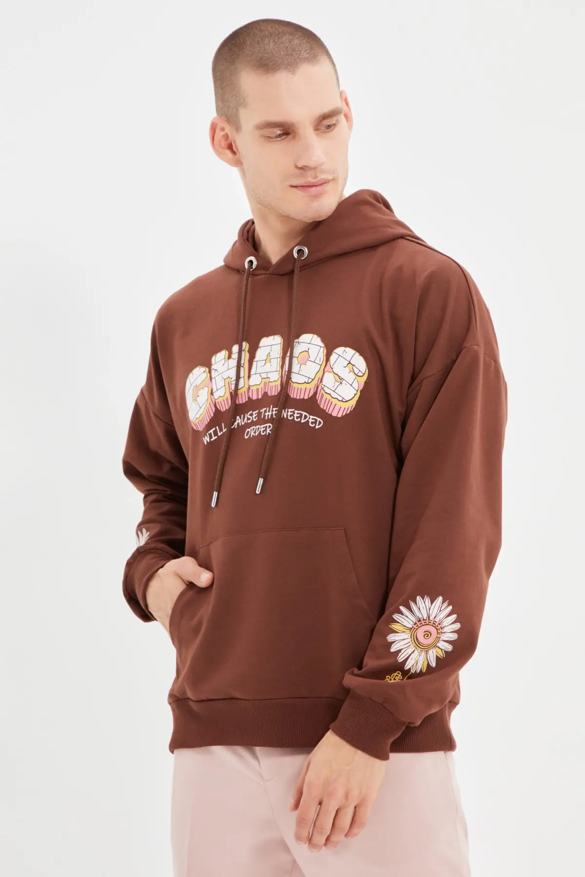 

Trendyol Men Oversize Hooded Sweatshirt TMNAW22SW0111