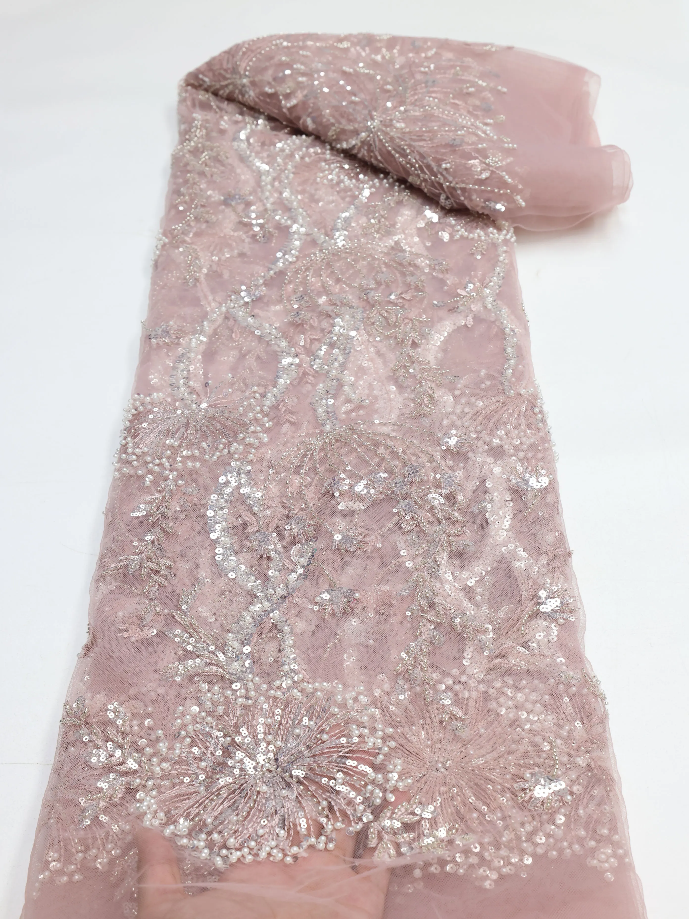 

Latest Embroidery African Lace Fabric 2022 High Quality Nigerian Women Wedding Asoebi French Tulle Beaded Lace Material LY1464