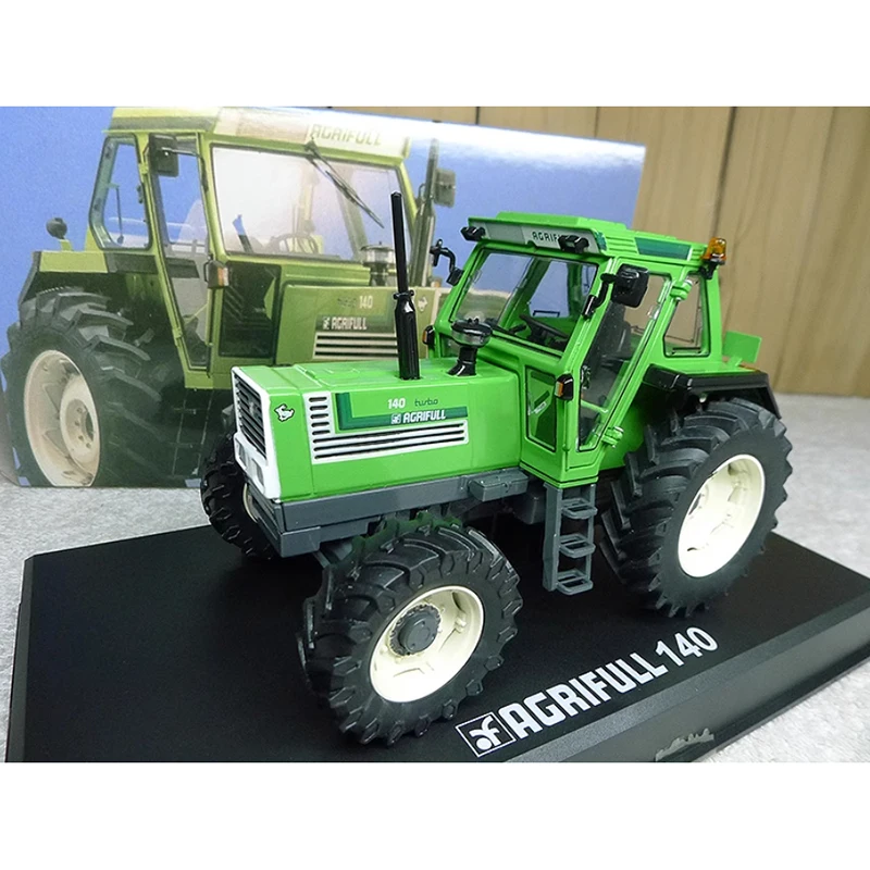 Фото REP литой под давлением масштаб 1:32, Fiat Agrifull 140, тягач из сплава, модель сельскохозяйственной техники, сувенирный дисплей, подарочная коллекция украшений №4