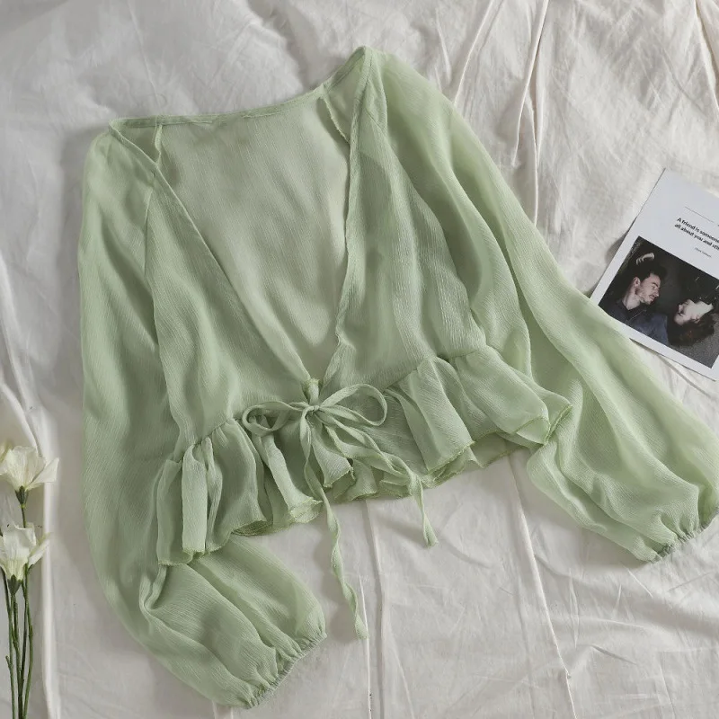 

Блузка женская шифоновая на шнуровке, однотонная простая верхняя одежда с оборками и рукавами-фонариками, милый свежий свободный повседнев...