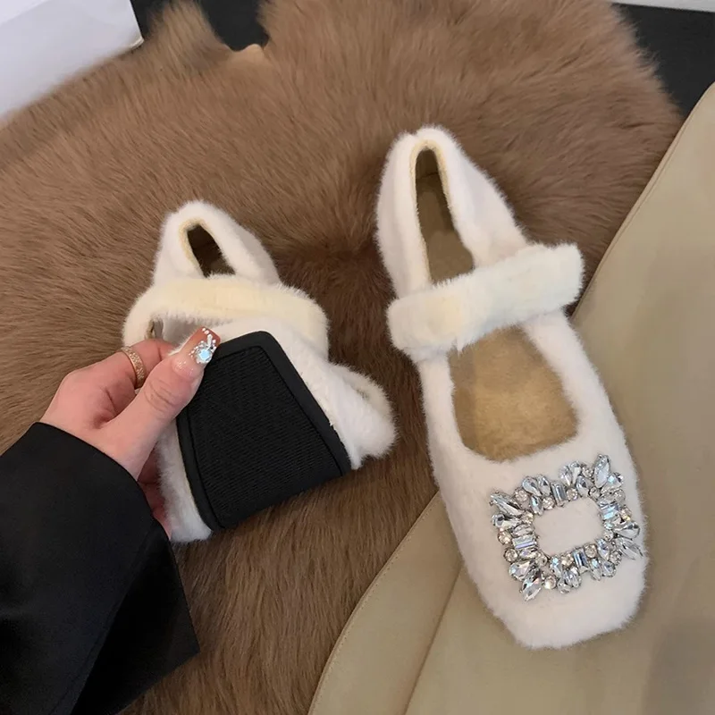 Роскошные женские меховые балетки с квадратной пряжкой и кристаллами зимние