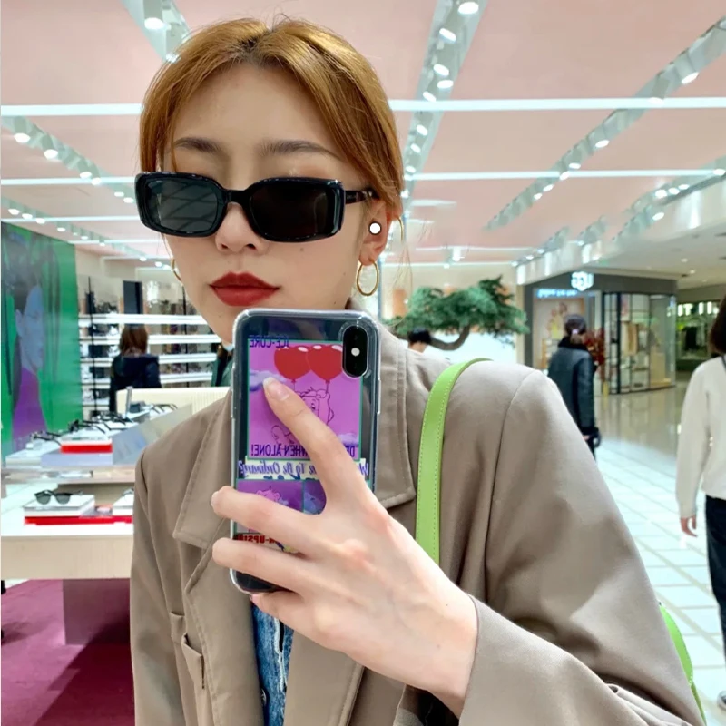

Yuumi Linda Sunglasses For Women Mens Black Eyewear Cat eye MGlasses Spy Fashion Oversized Luxury Designer Brand Jennie Korea