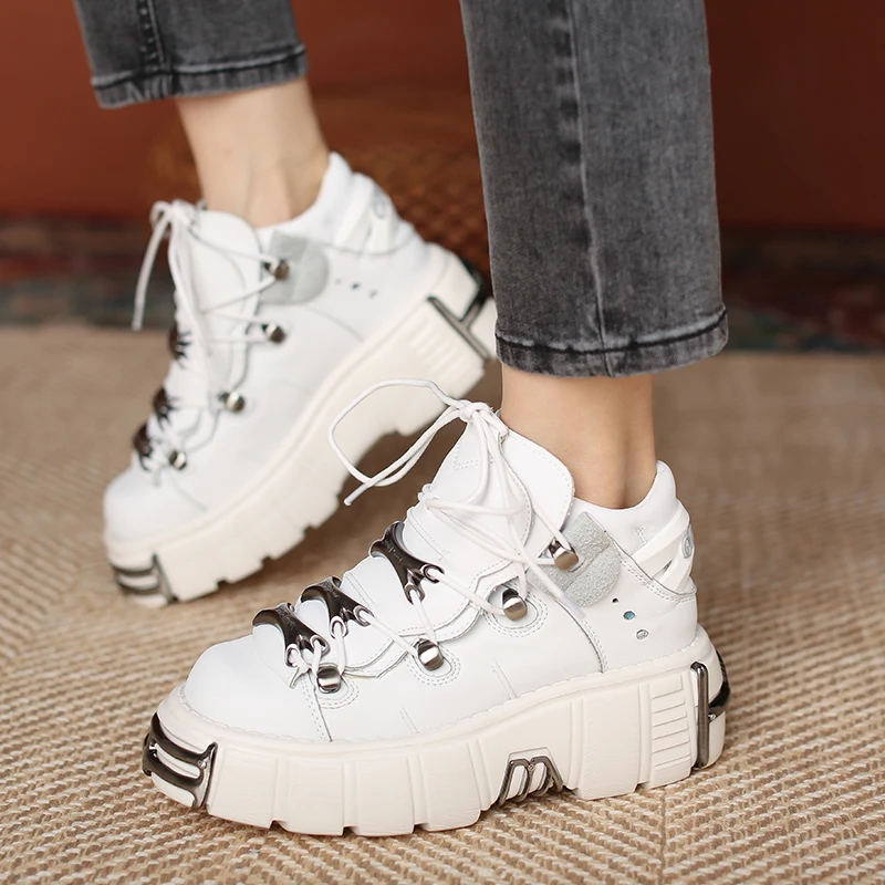 

Punk Platform Shoes Gothic Hot Girl Dark Muffin Seal Fan Same Style Sports White Shoes plus Velvet Fried Street Dad Shoes Women