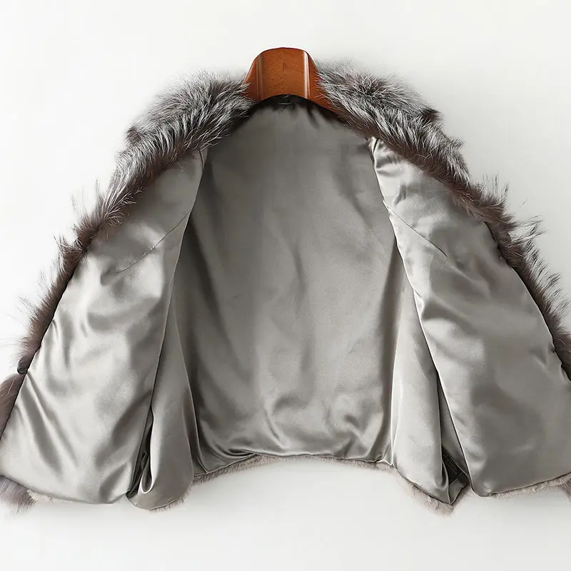2022 New 100% Mink Fur Coat Women's Silver Fox Fur Collar Mink Fur Coat Bat Sleeve