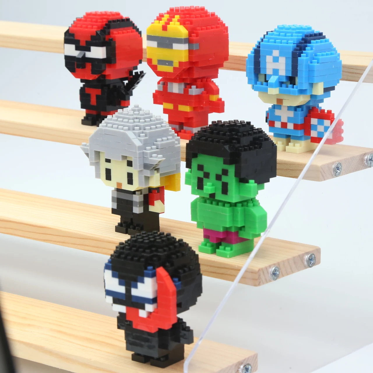 Фото Строительные блоки Disney Mini Connectini, фигурка из частиц, подвижная сборная модель, мультяшная головоломка, персонаж, игрушки для подарков на день рождения №1