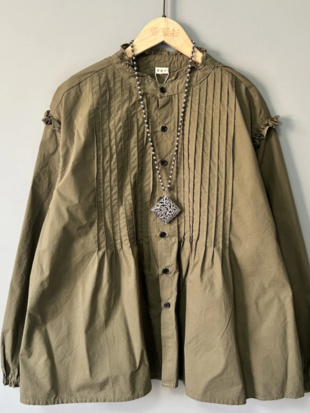 Хлопковые деревянные ушные органы плиссированные женские рубашки 2024 весенние