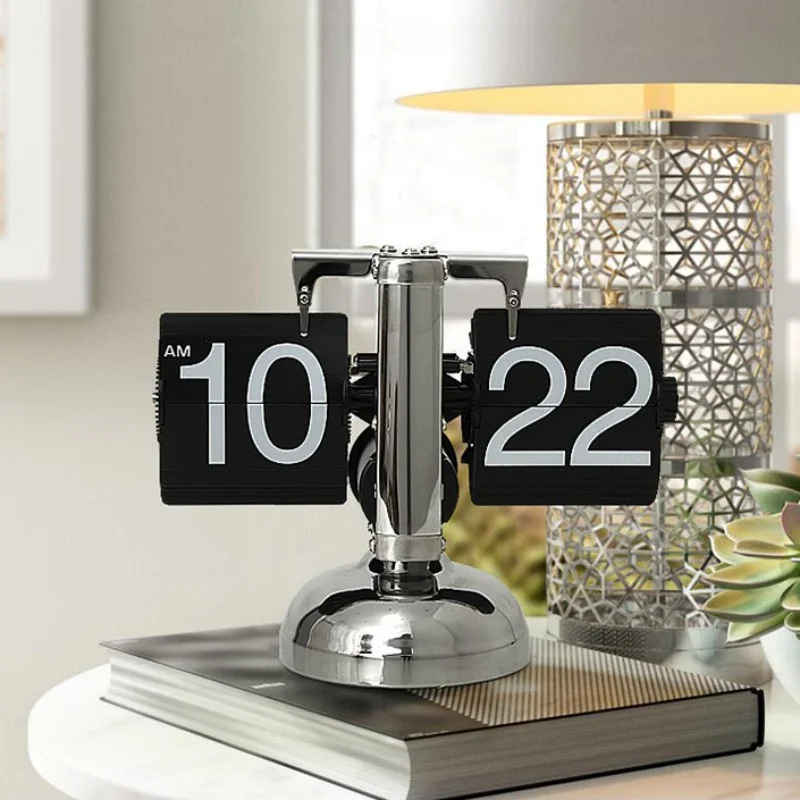

Цифровые настольные часы в стиле ретро, маленький баланс с автоматическим поворотом страниц, настольные украшения для гостиной и офиса