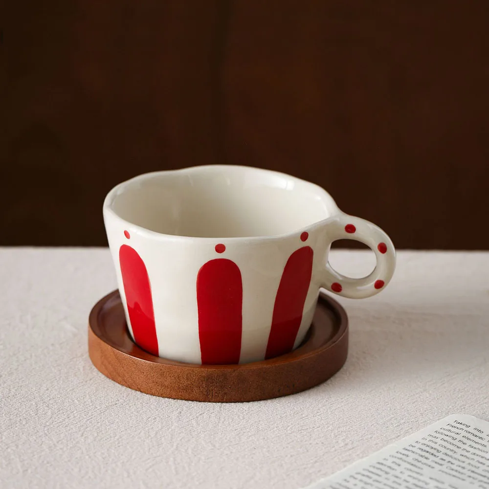 

Винтажная керамическая кружка