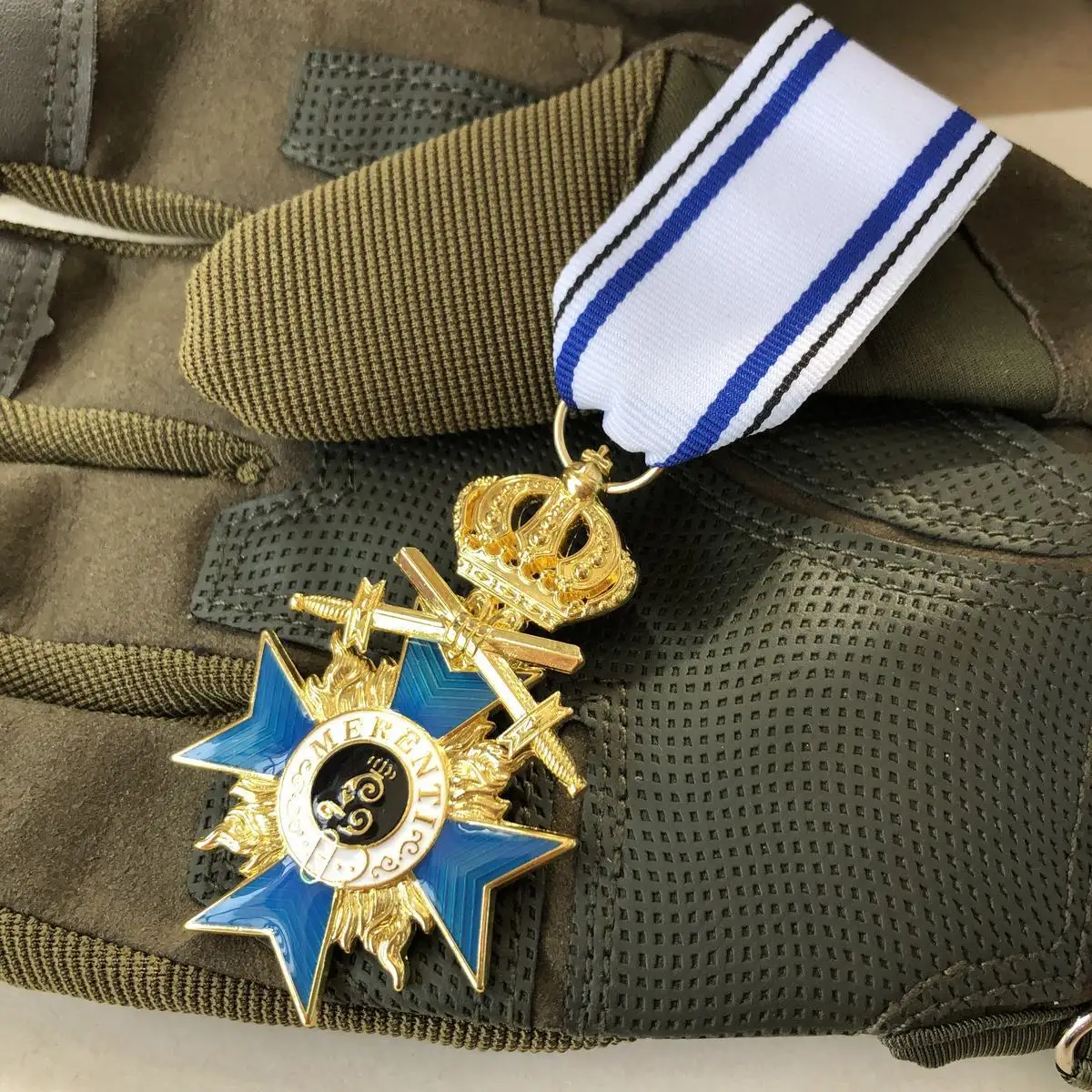 

Медаль с крестом в баварской короне