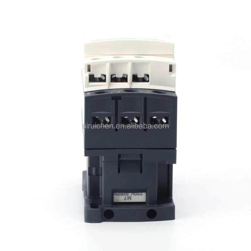 Дистрибьютор Schneider новый контактор переменного тока TeSys D 32A 230VAC LC1D32P7C LC1D32P7 telemecane