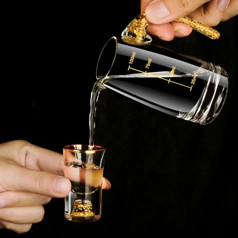 

1 pcs Liquor Pourers 100ML 2/4/6 pcs Gold Foil Glass Cup 10ml High-End Lead-Free Crystal Glass Wine Pot Shot Glass Spirit Glass