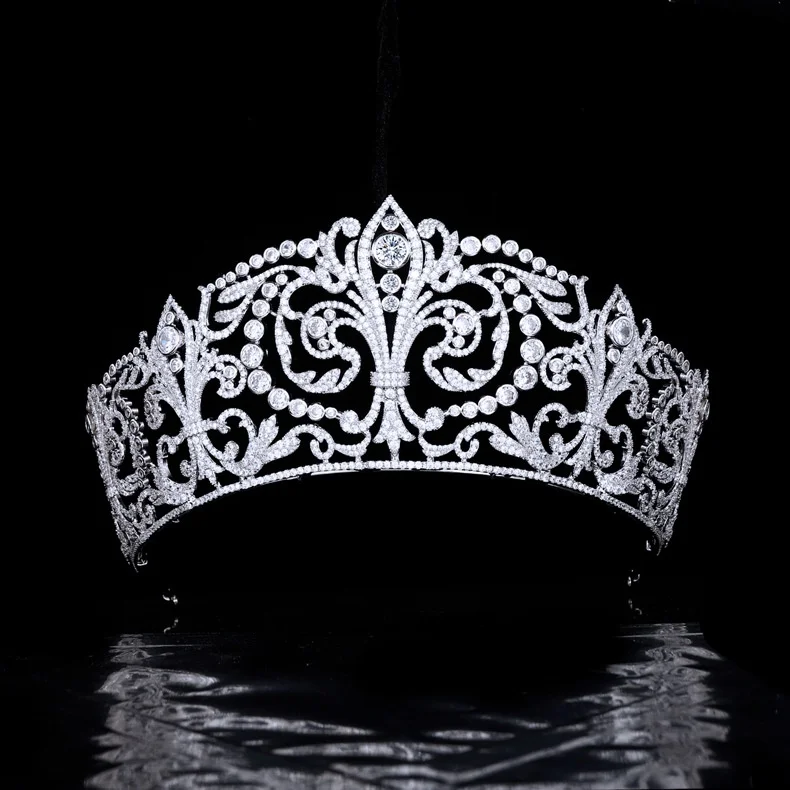 

European and American Queen Princess Bride Wedding Crown Wedding Headdress Spanish Fleur De Lys Big Iris Tectorum Crown