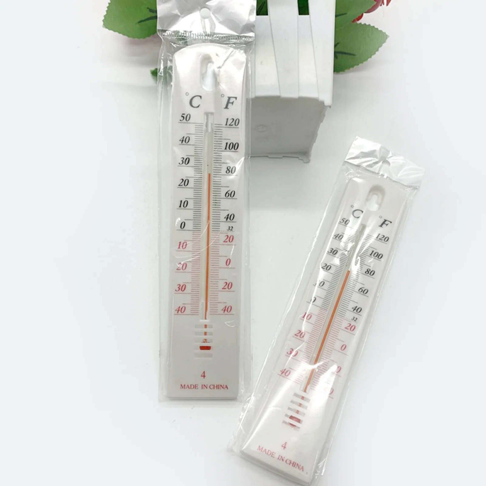 

Brand New Wall Thermometer Temperature Mounted 195mm X 40mm X 6mm 2PCS Accurate Garden Greenhouse Kerosene Filled