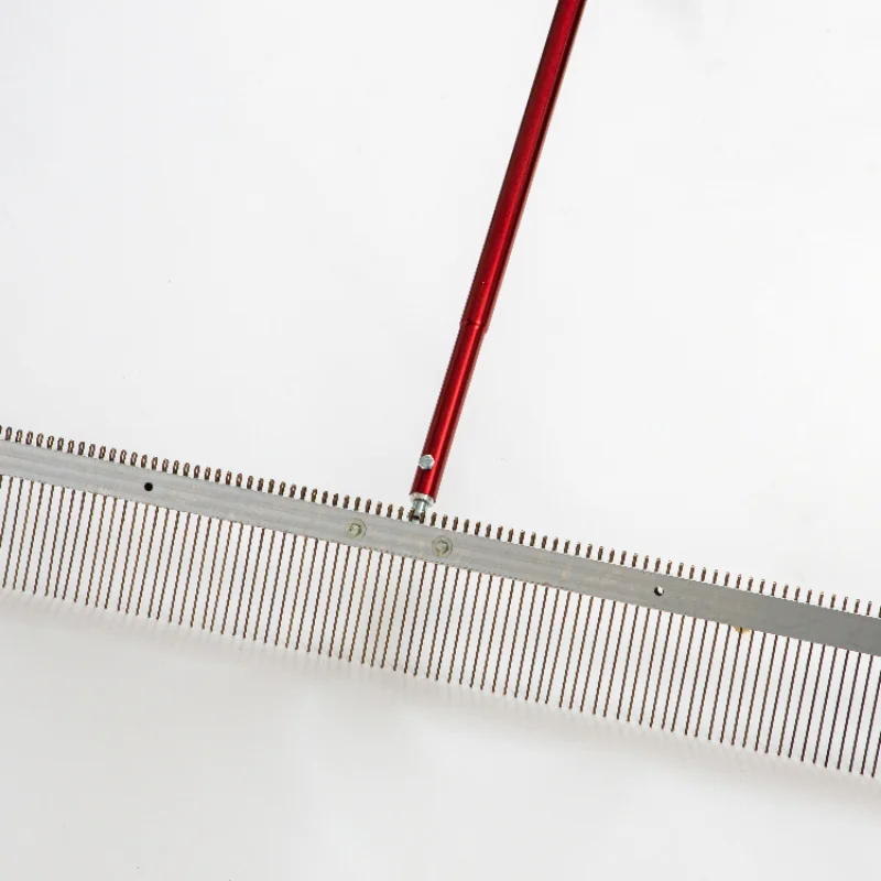 

flat wire texture broom texture comb