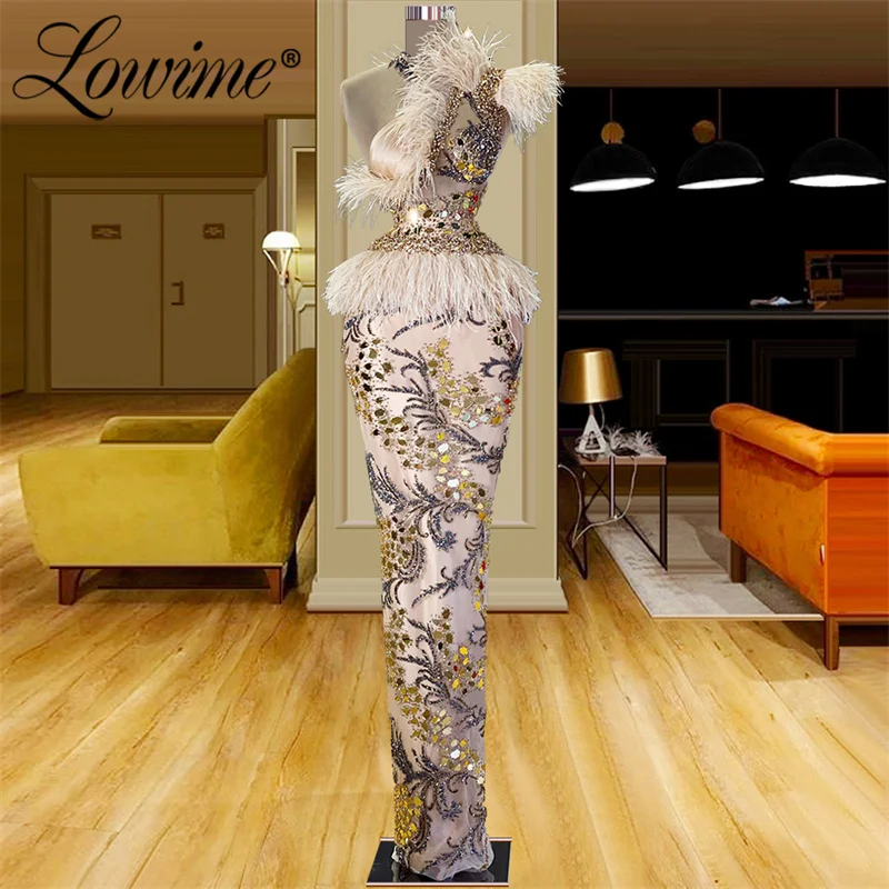 

Lowime Feathers Long Party Dress Crystal Beading Mermaid Evening Gowns Weddings Prom Dresses 2022 Dubai Arabic Celebrity Dresses