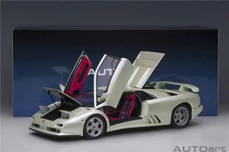 

AUTOart 1/18 для Lamborghini Ghost SE JOTA, металлическая литая модель автомобиля, игрушки, подарок для хобби, белая демонстрация, коллекционные украшения