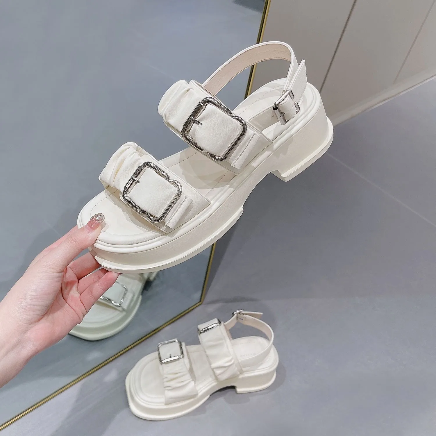 

Fashion 2023 Platform Sandals Women Summer Shoes Buckle Slides Casual Sandals Women's Sports Shoes