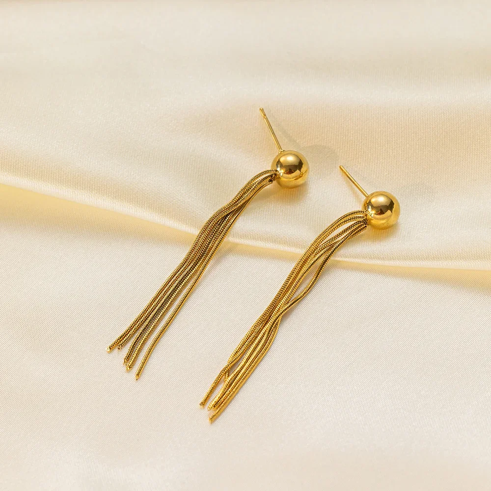 Серьги-цепочки золотого цвета с длинной кисточкой
