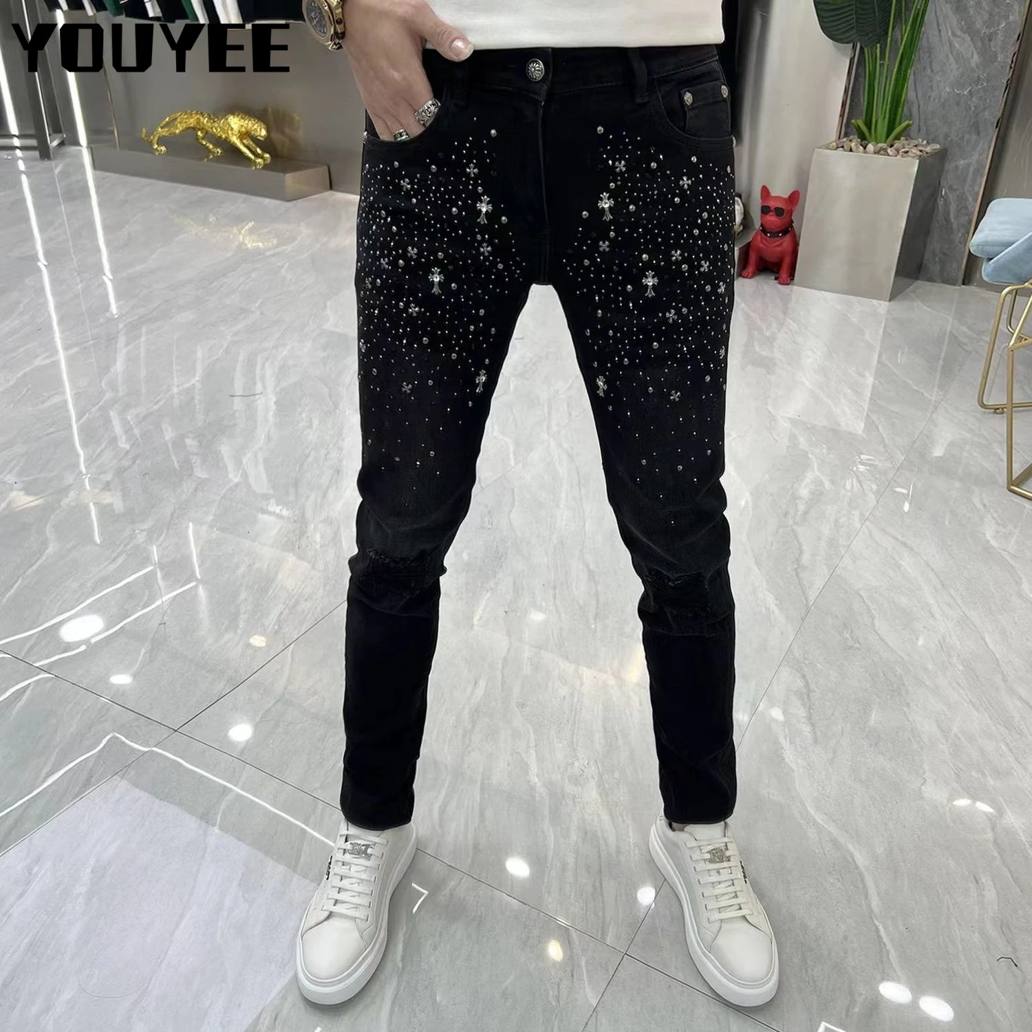 Men Jeans 2022 NEW Black Hot Drill Rhinestones Rivet Destroyed Ripped Skinny Leggings Stretch Denim Streetwear Male Pants