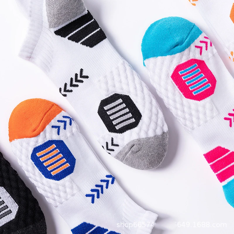 Sports Socks Men Terry Padded Non Slip Basketball   Short Tube Running Sweat Absorbent Breathable Deodorant Professional