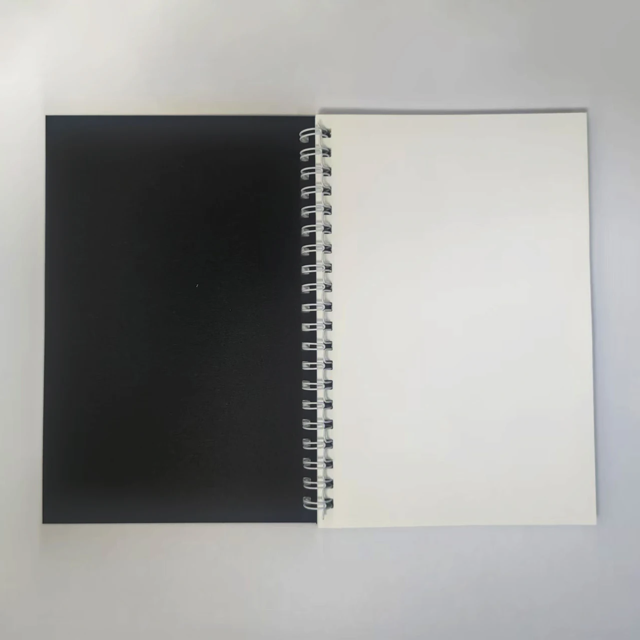 

Ретро блокнот из крафт-бумаги