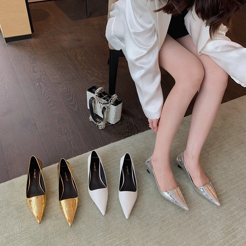

Gold And Silver Low Heel Flat Shoes Suitable For Parties Casual 2022 Summer Pointy Head Sandals Women Must Have Shoes