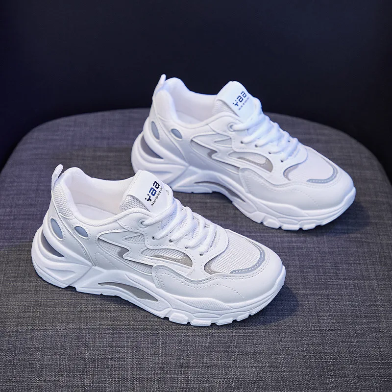 2023 spring new Korean version ins old daddy shoes female students with thick bottom sports shoes female street shooting casual