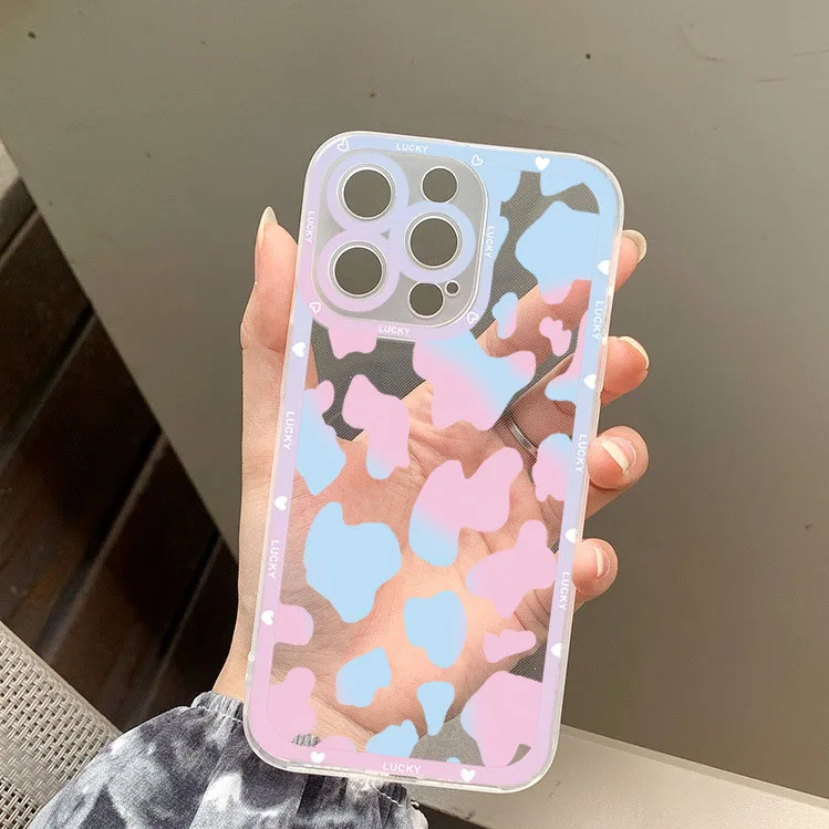 

Fashion Cow Pattern Phone Case For iPhone 14 13 12 11 Pro XS MAX 7 XR X 8 7 Plus Clear Fundas Soft Silicone Cover