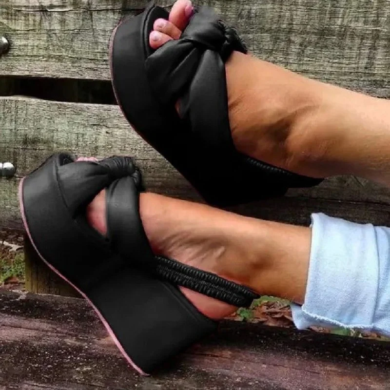 

2022 Summer New Outdoor Casual Slippers Sexy Fashion Platform Flip Flops Designer High Heels Sandals Wedges Pumps Shallow Slides