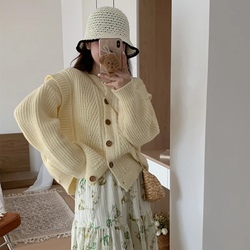 

Свободные винтажные женские пальто прочные кардиганы, винтажный топ с круглым вырезом, новинка 2023, корейский стиль, осенне-зимний короткий свитер, вязаные куртки