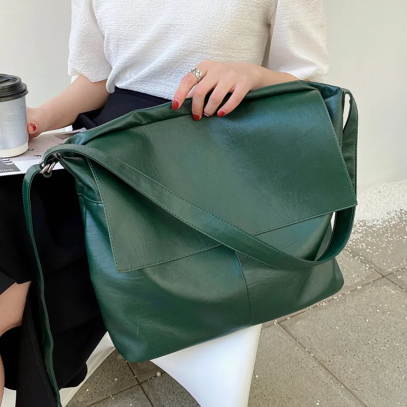 Green Large Shoulder Bags for Women Big Size Messenger Bag Luxury Soft Leather Crossbody Bag Ladys All Match Design Handbags Sac