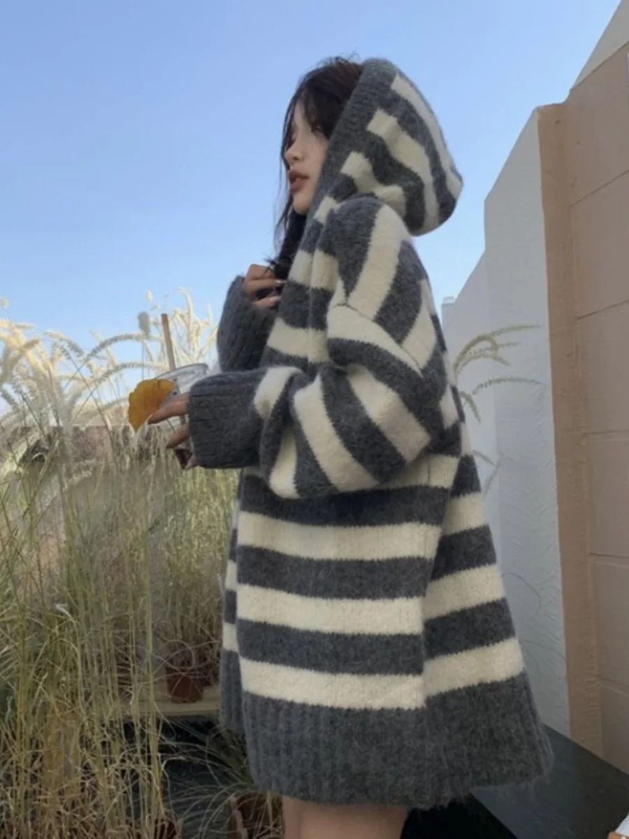 Plus size 50.00kg Stripe Contrast Color Hood Sweater Women Autumn and Winter Chubby Girl Idle Sle Loose Mid-Length Knitted...