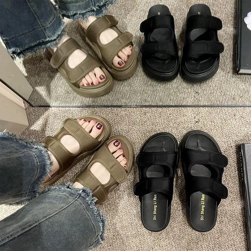 

Шлепанцы женские на платформе, сланцы для пляжа и отдыха на открытом воздухе, роскошные римские тапки на резиновой подошве, лето 2023