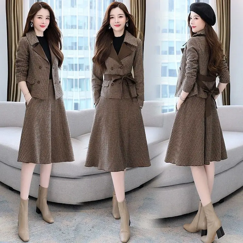 Рисунок 2 - Модный повседневный женский костюм